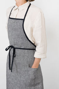 Linen Piping Apron Houndstooth