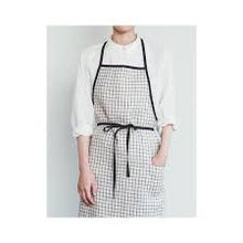 Linen Piping Apron Jenn