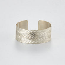 Brass Silver Plated (Wide) Bracelet Herringbone