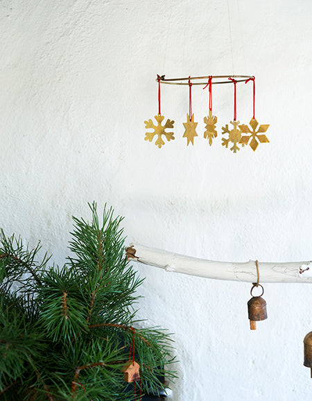 Brass Snow Ornament E