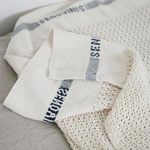 Knitted cotton blanket